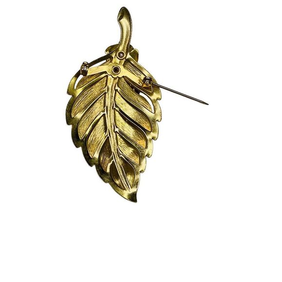 Vintage Gold Leaf Pin Inlaid with Pearl & Jade - Picture 6 of 7